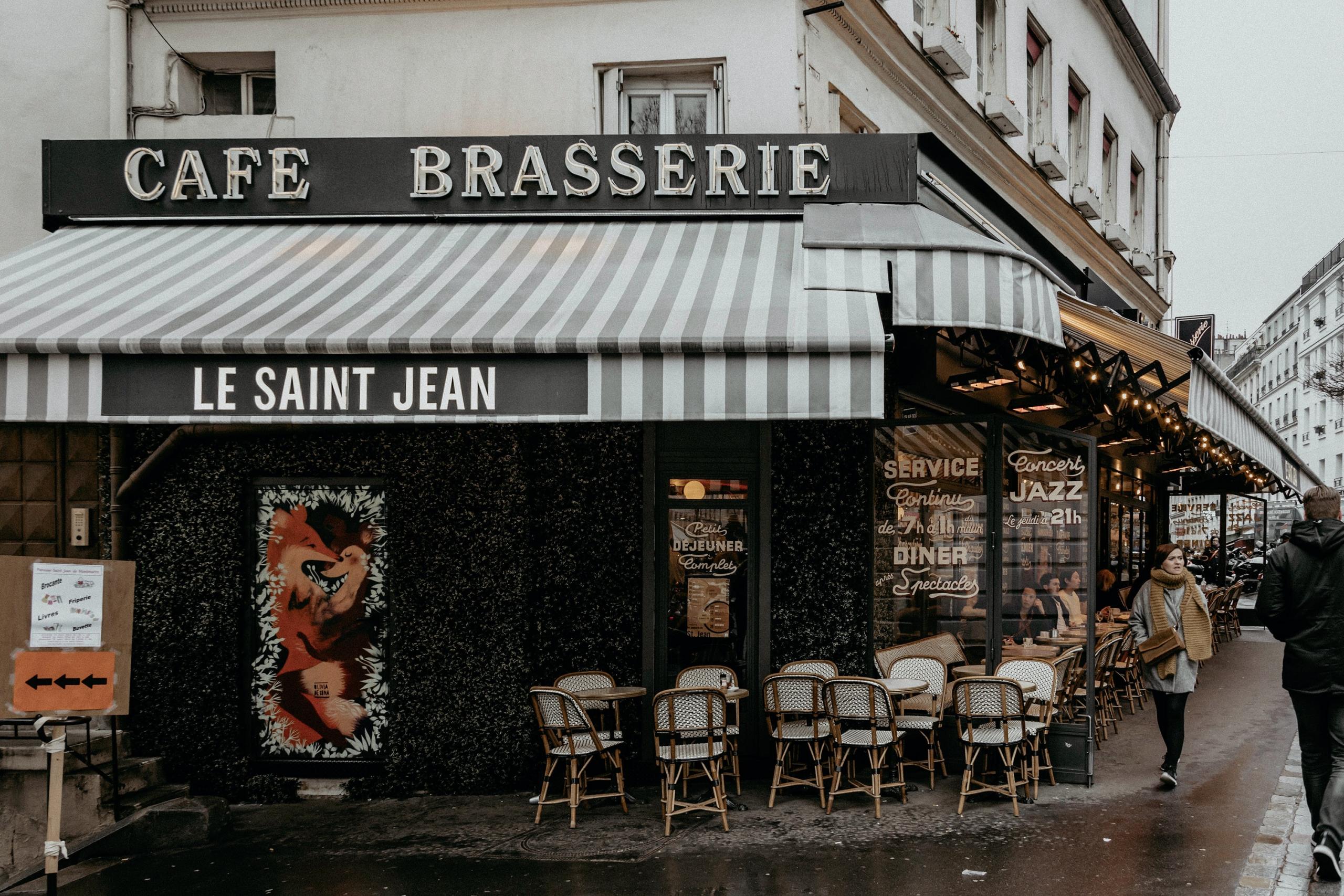 Un café parisien pour y voyager