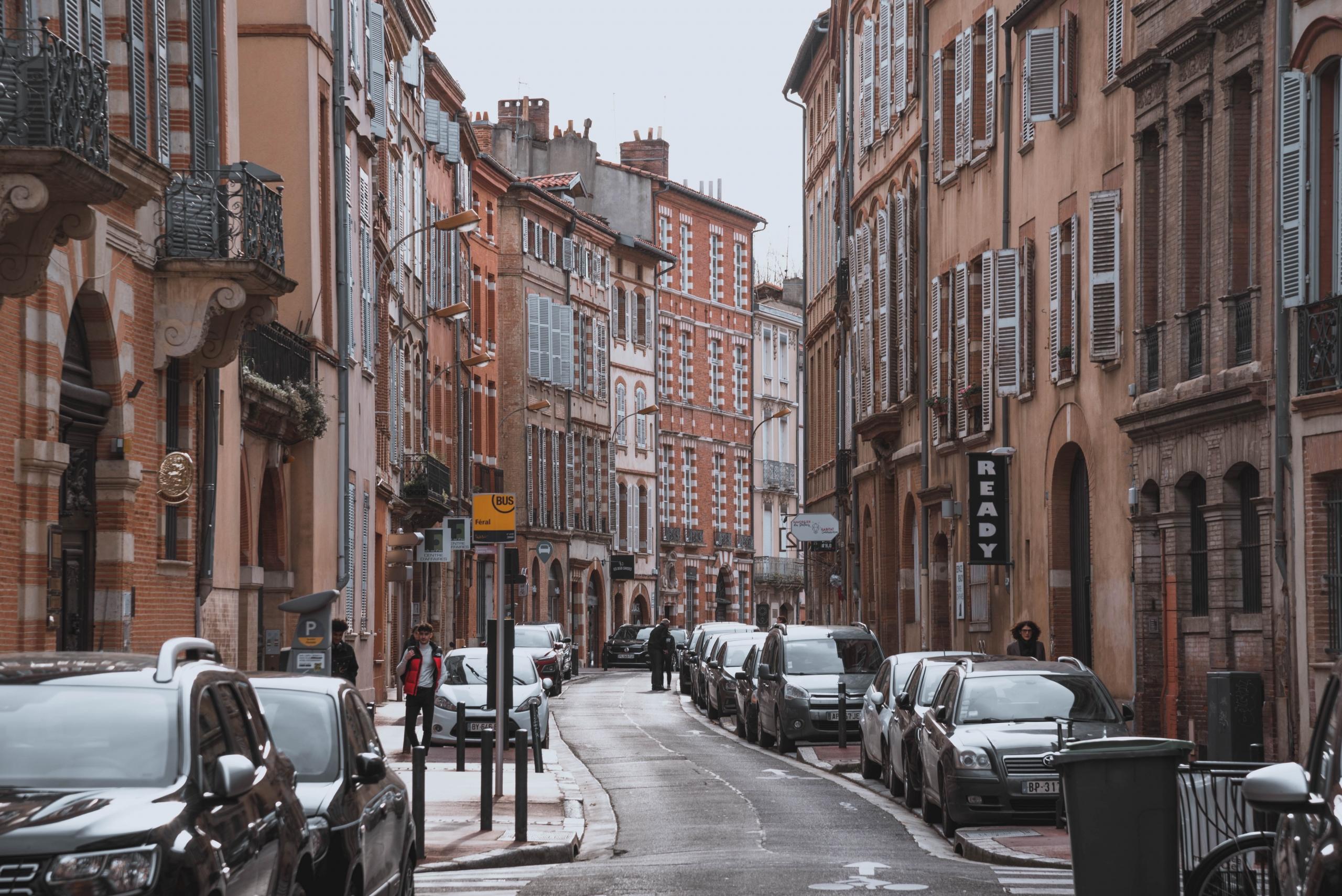 Une rue typiquement toulousaine, pour y apprendre le coréen.