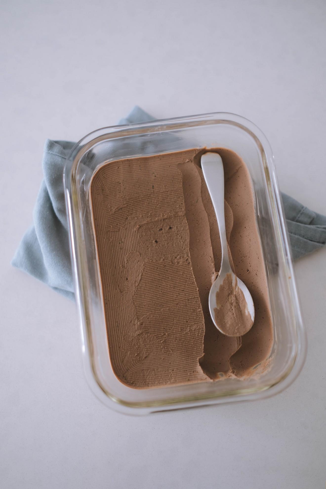 Une glace au chocolat