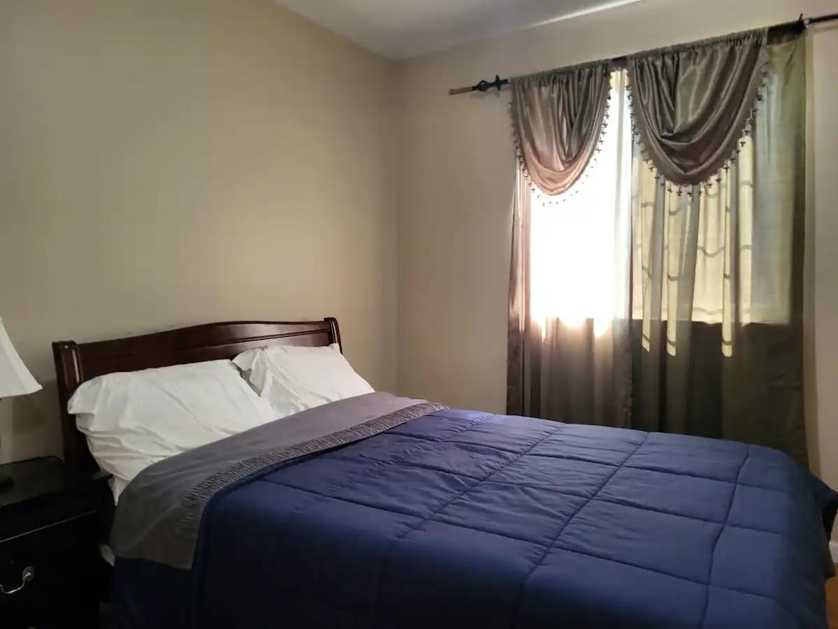 Une chambre chez l'habitant à New-York. 