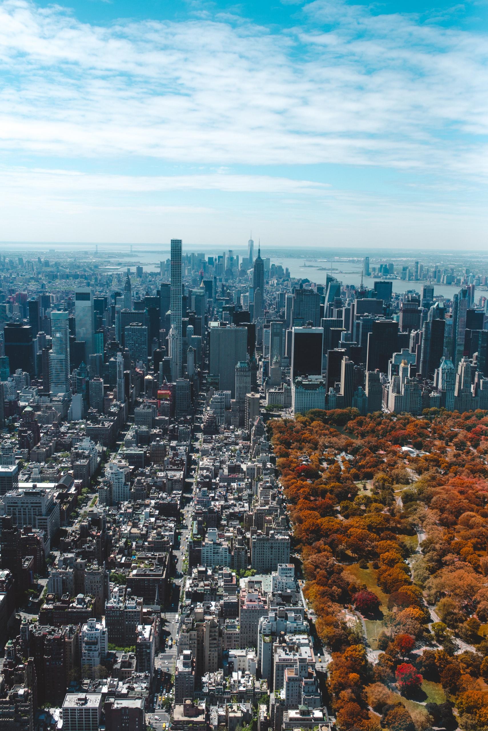 Une vue aérienne de New York en automne.