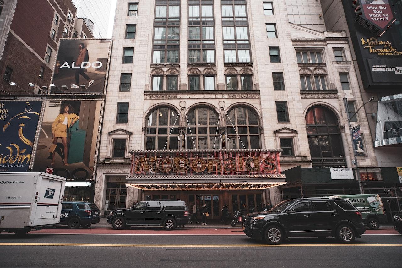 Enseigne Mcdonald's en plein coeur de New York.