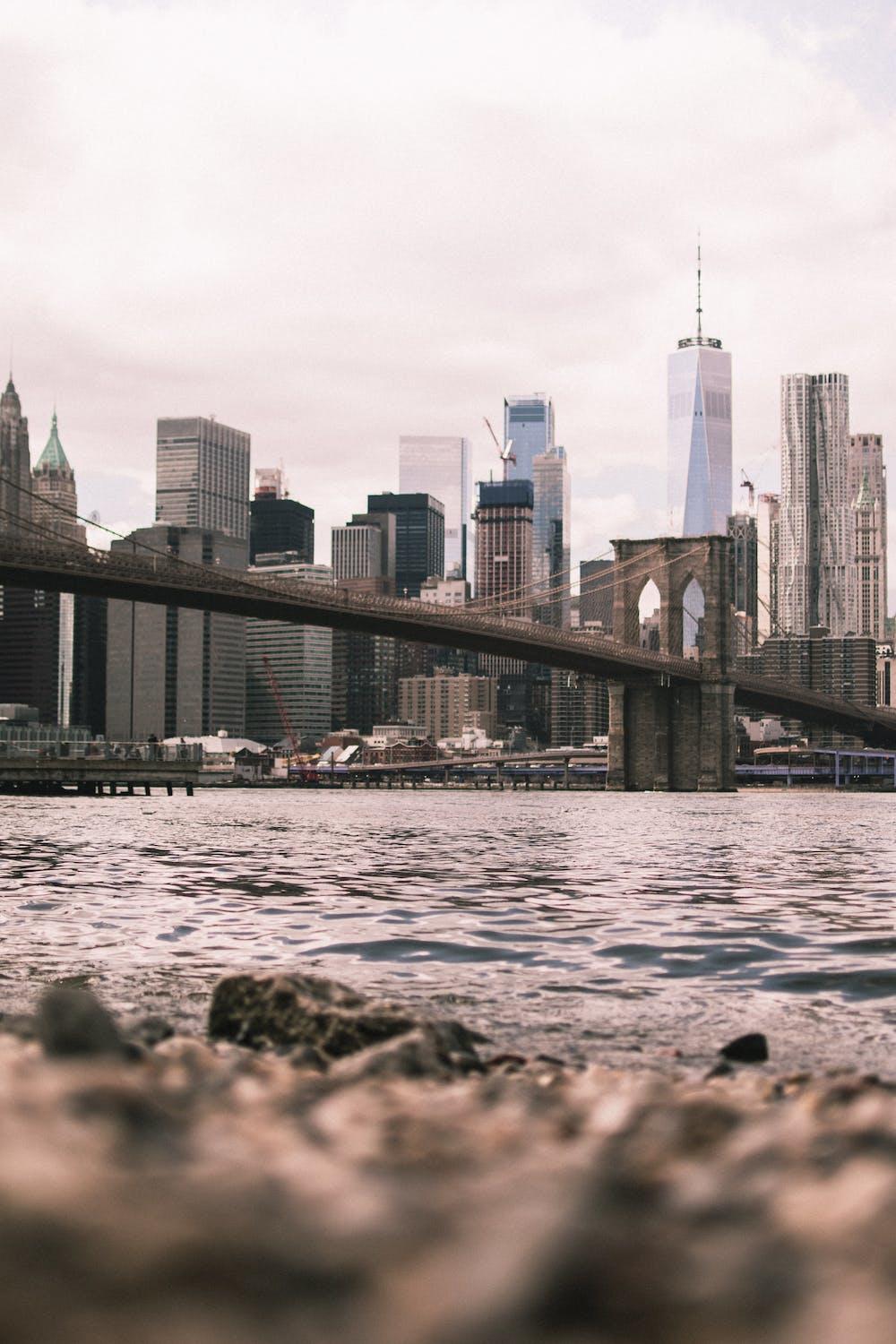 Vue les gratte-ciels de New-York.