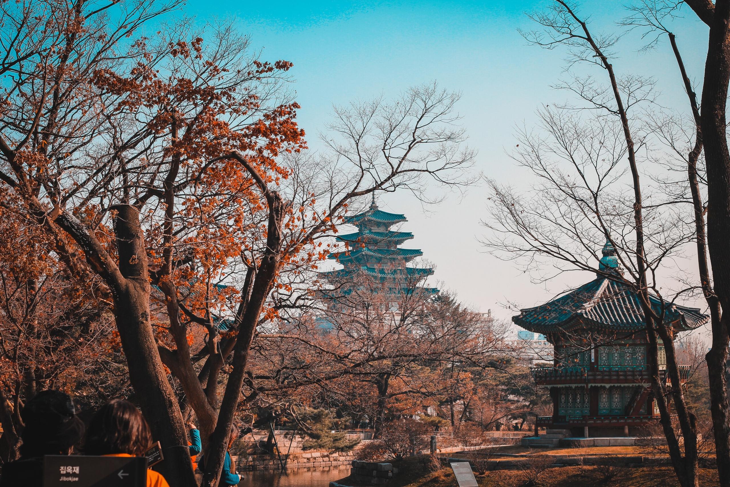 Le panorama d'un temple en Corée du sud.