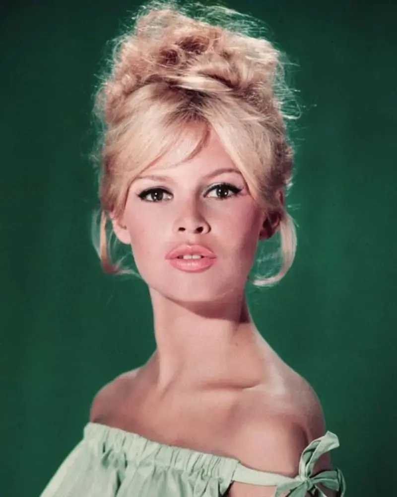 Photo de l'actrice Brigitte Bardot jeune.