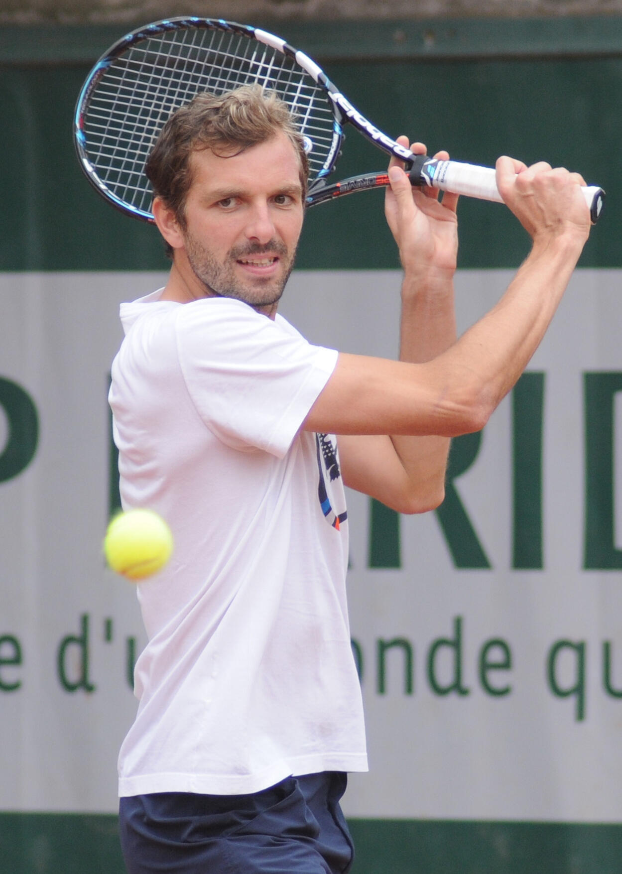 Photo de Julien Benneteau, sur un court de tennis