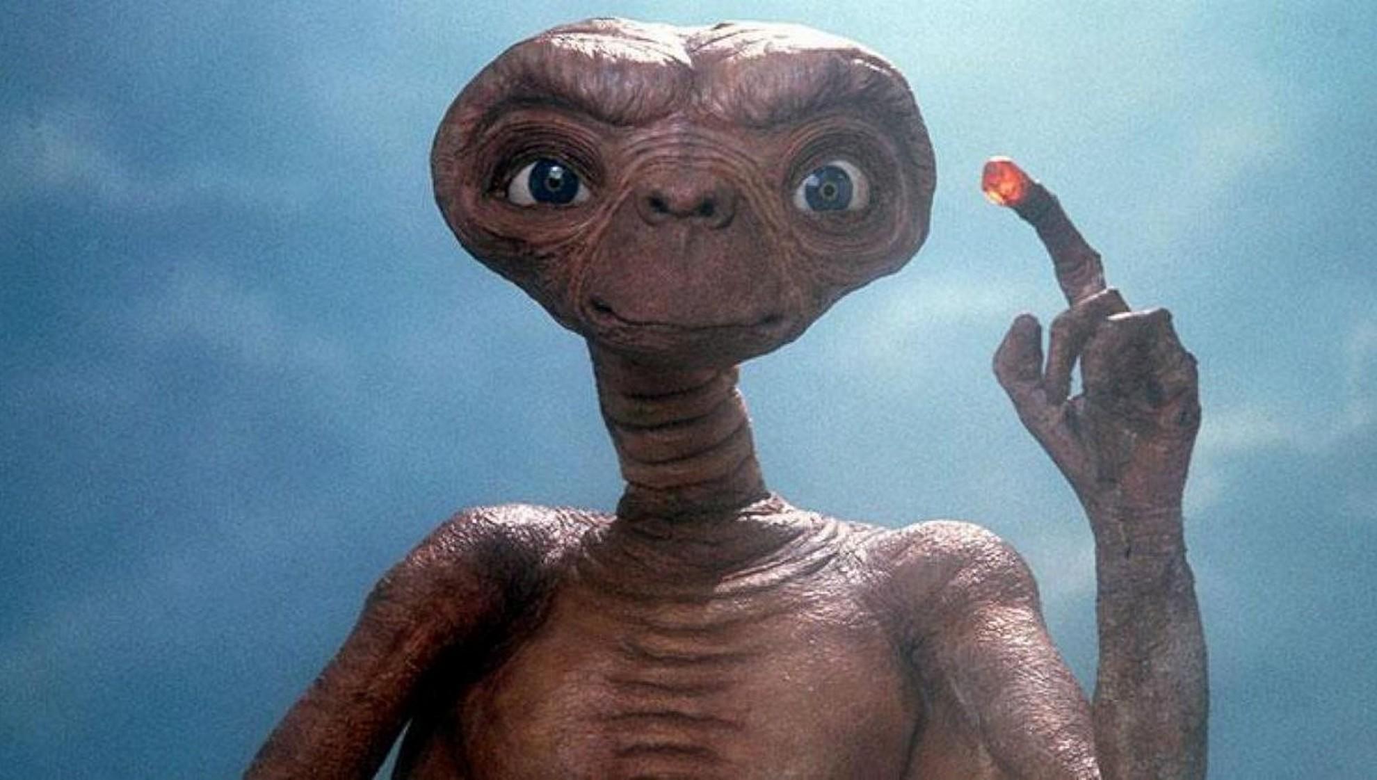 ET, l'extra terrestre.