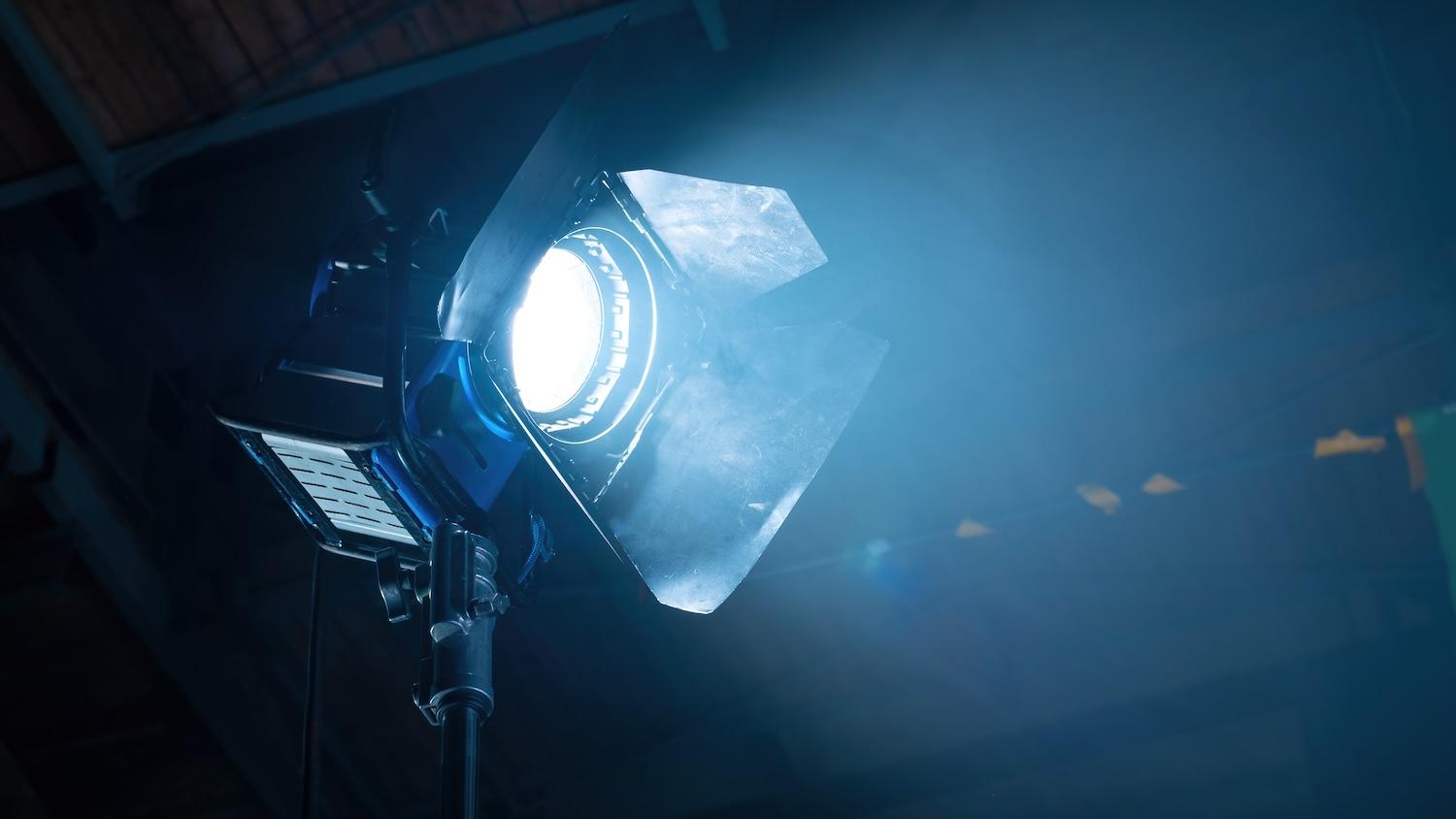 Projecteur en gros plan allumé.