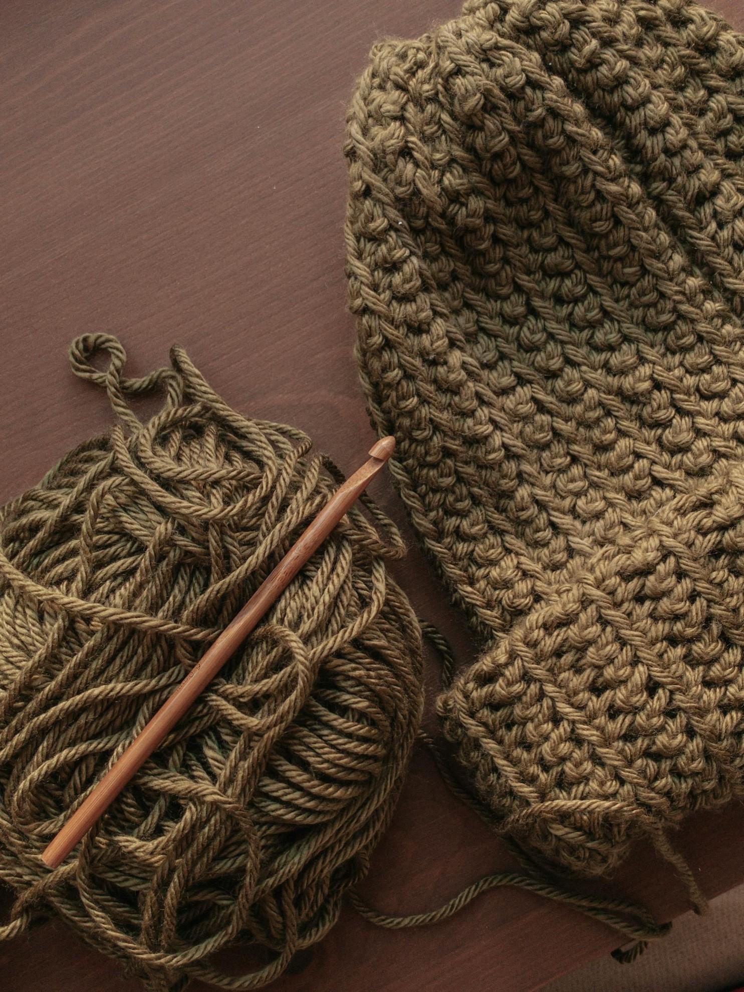 Un bonnet fait main.