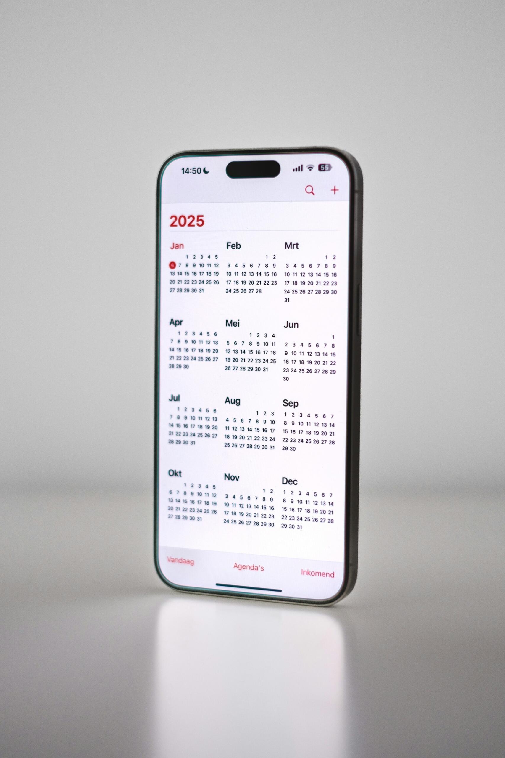 calendrier 2025 sur smartphone 