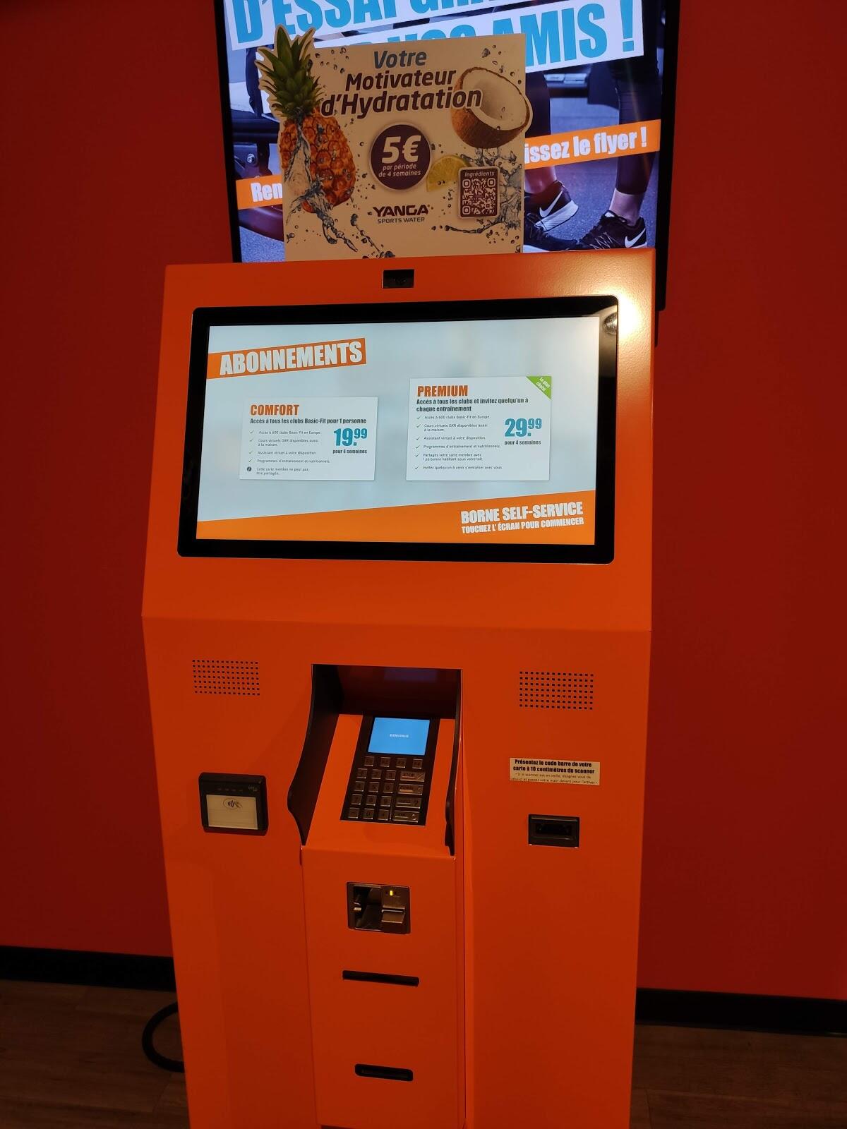 borne de paiement de la salle de sport Basic Fit 