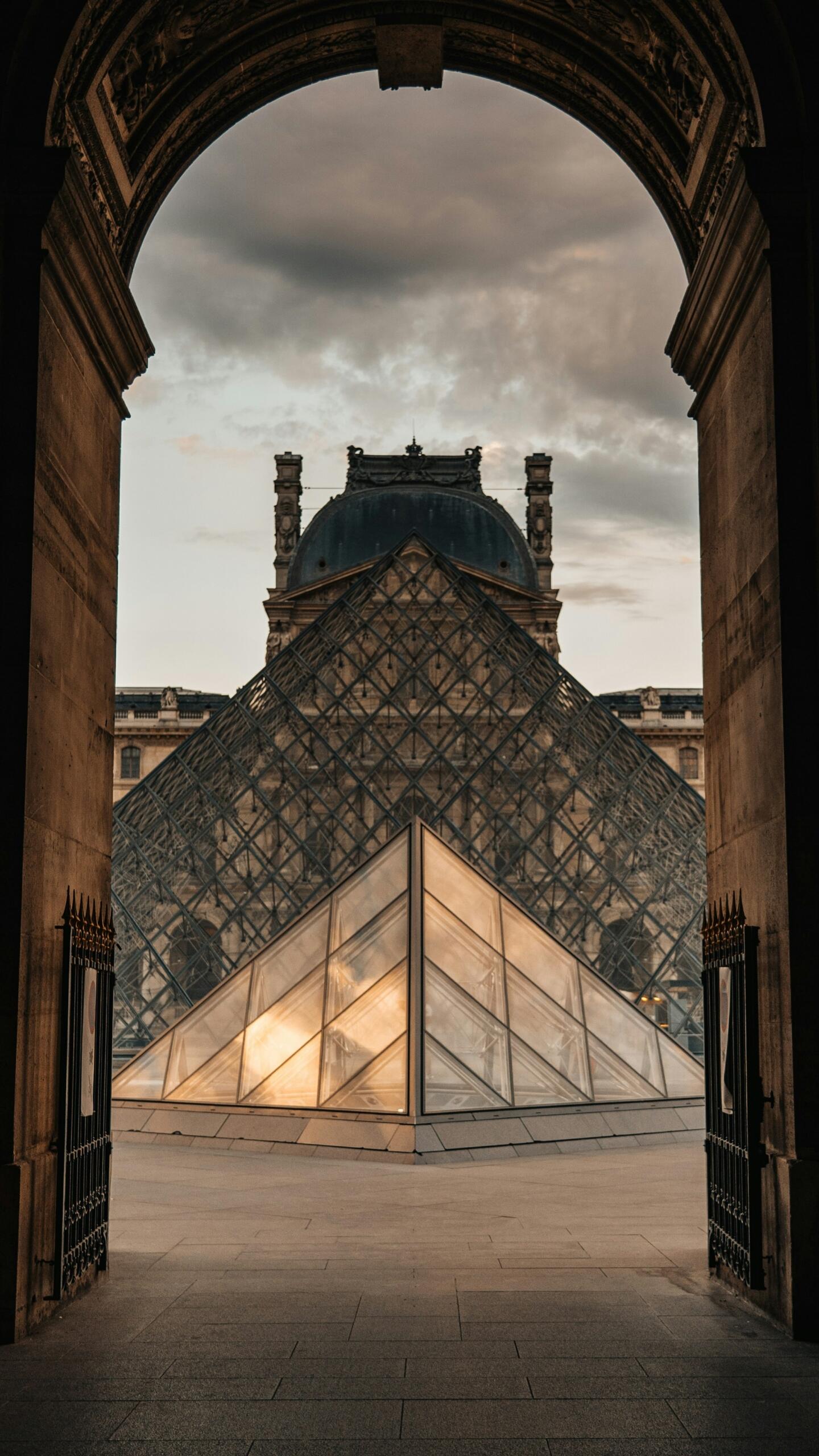 vue du Louvre à Paris