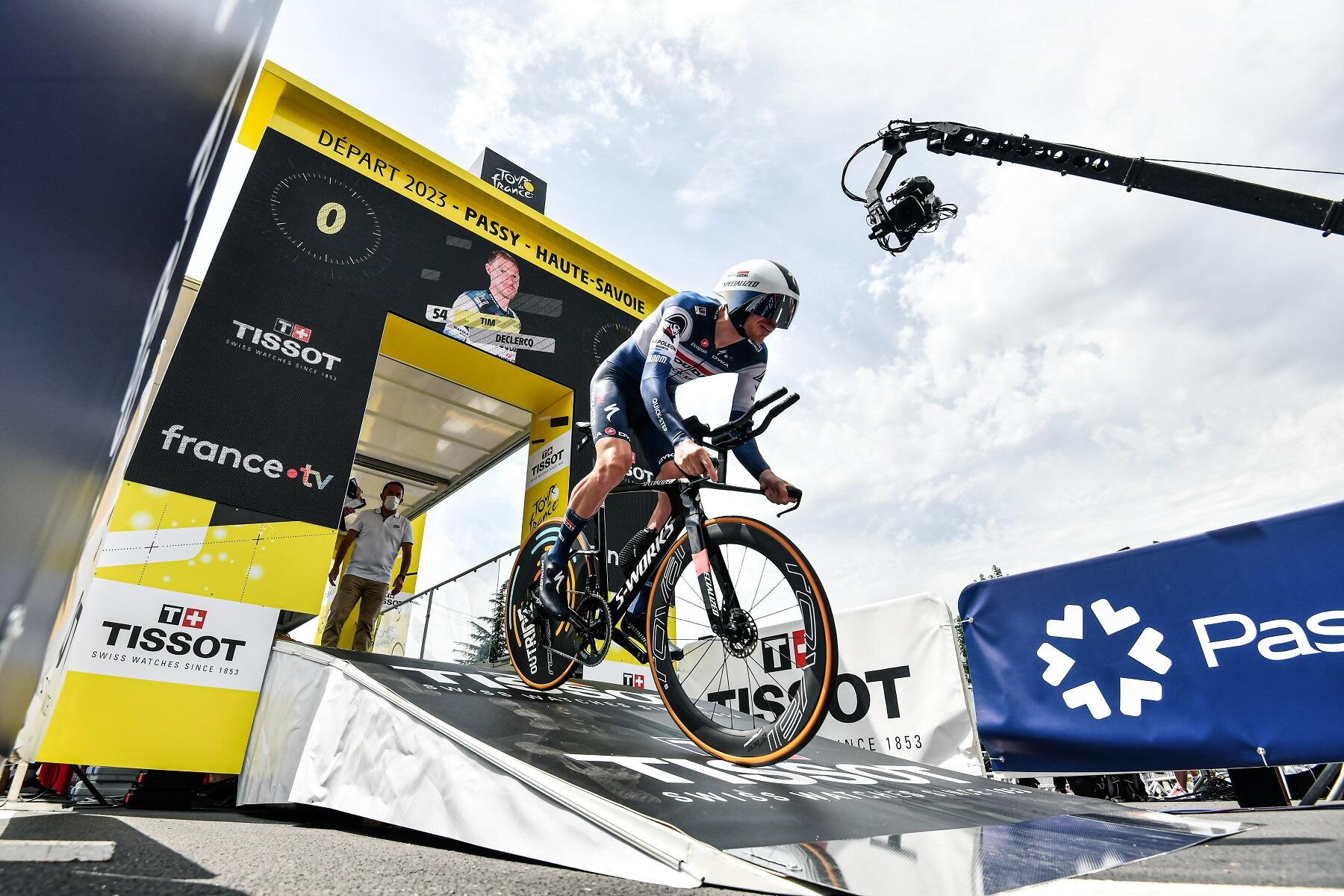 cycliste en train d'être filmé pendant le Tour de France