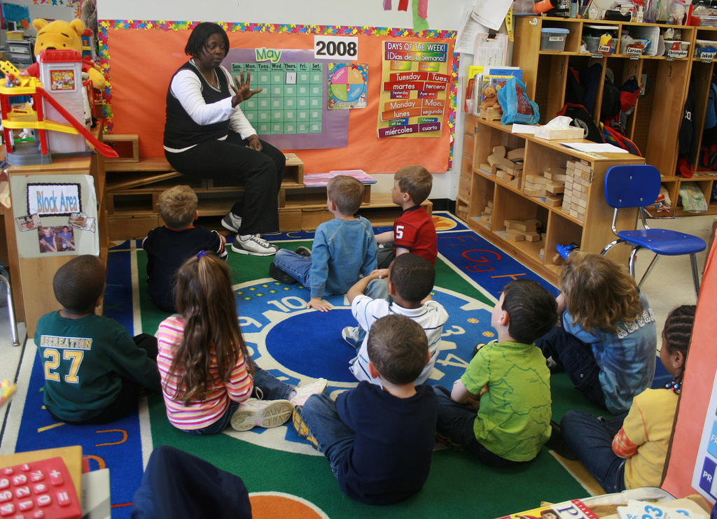 How does gender affect learning paths?