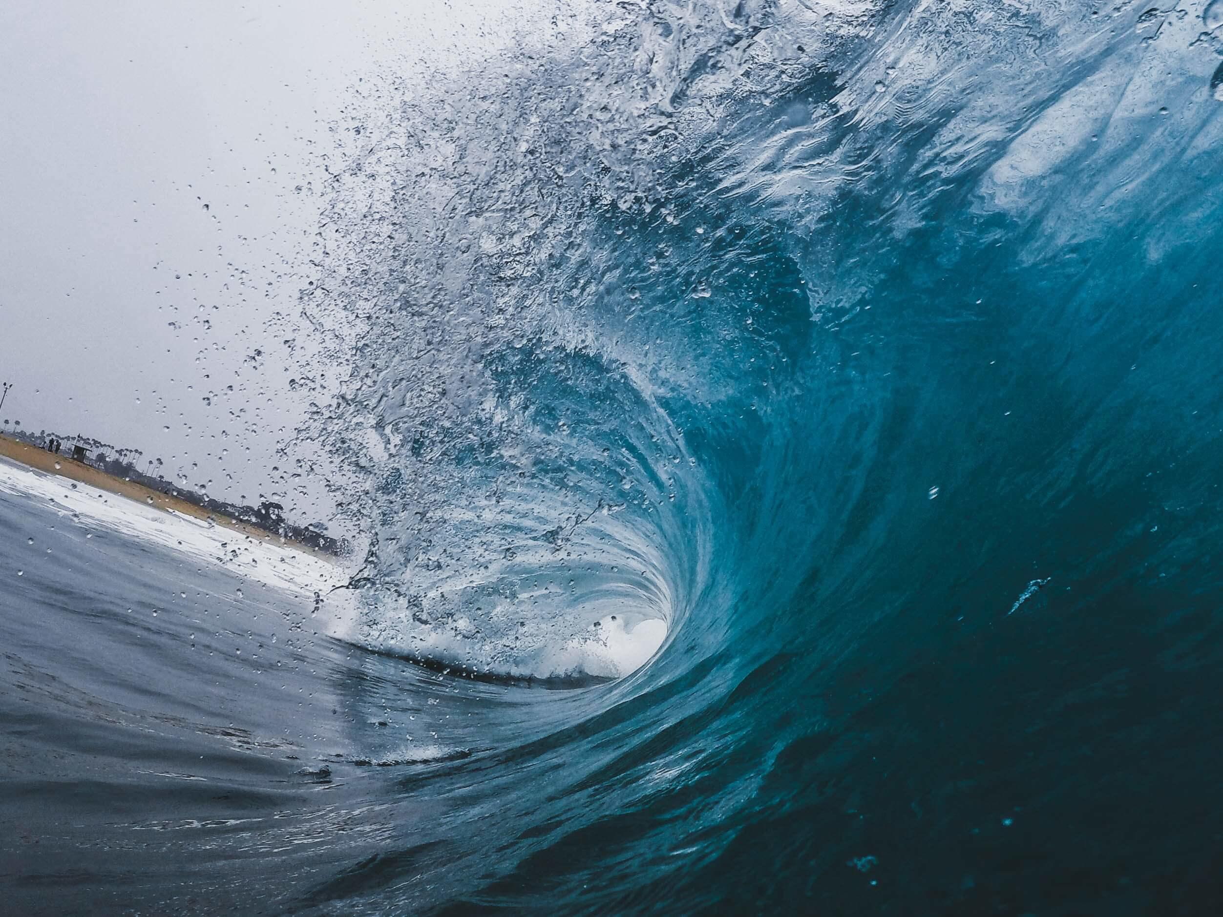 Waves can be modelled using fluid dynamics