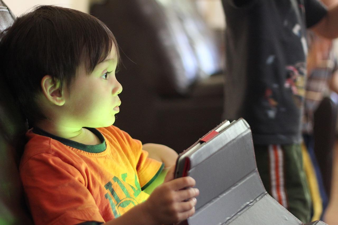 The web is growing in popularity and uses when it comes to supplementary educational resources for maths lessons