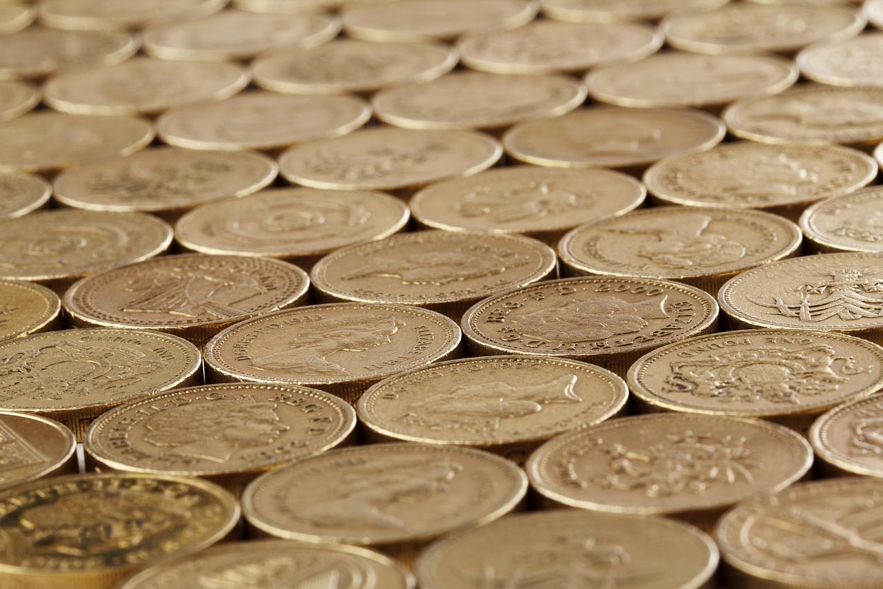 Use maths to budget and plan, and see your savings increase