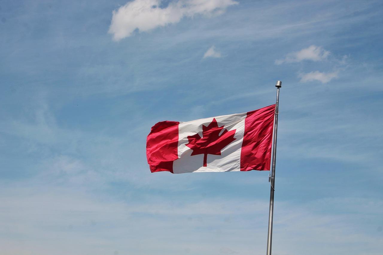 Recognise the differences in Canadian and American accents.