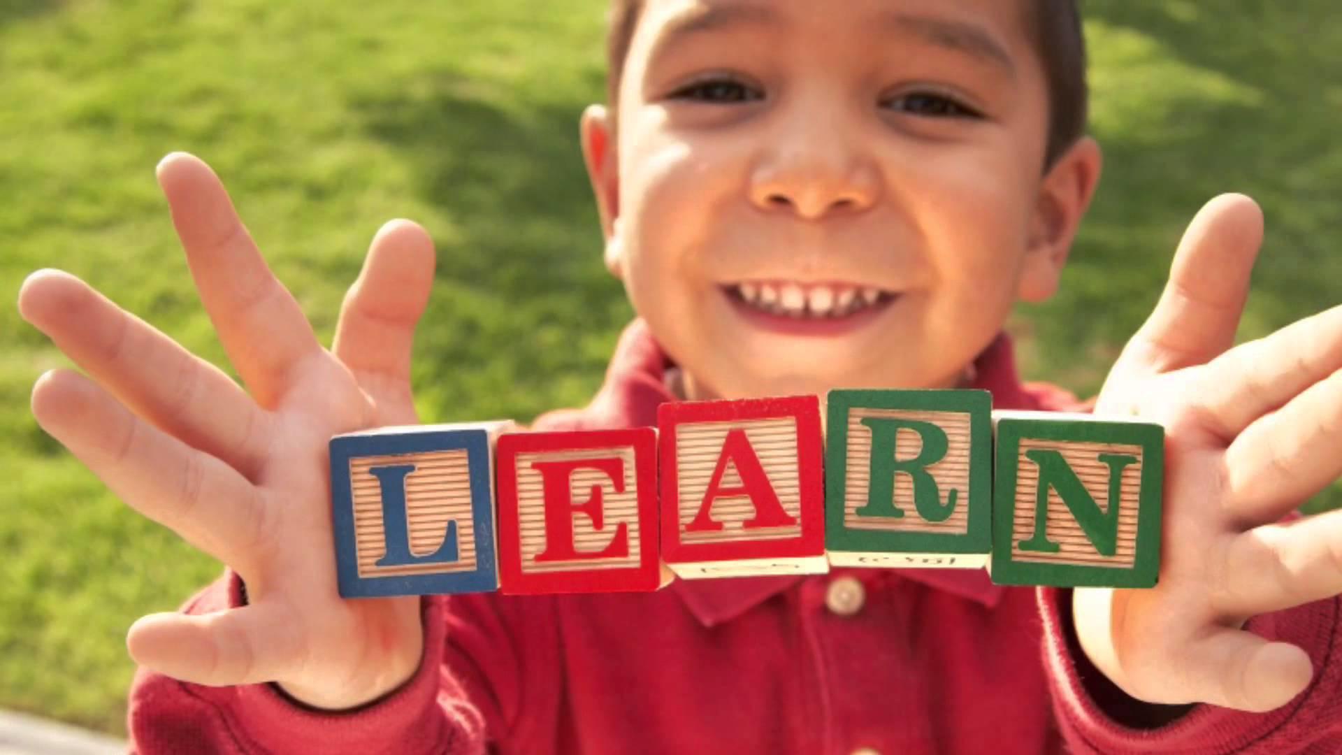 What are the best ways to teach children English?