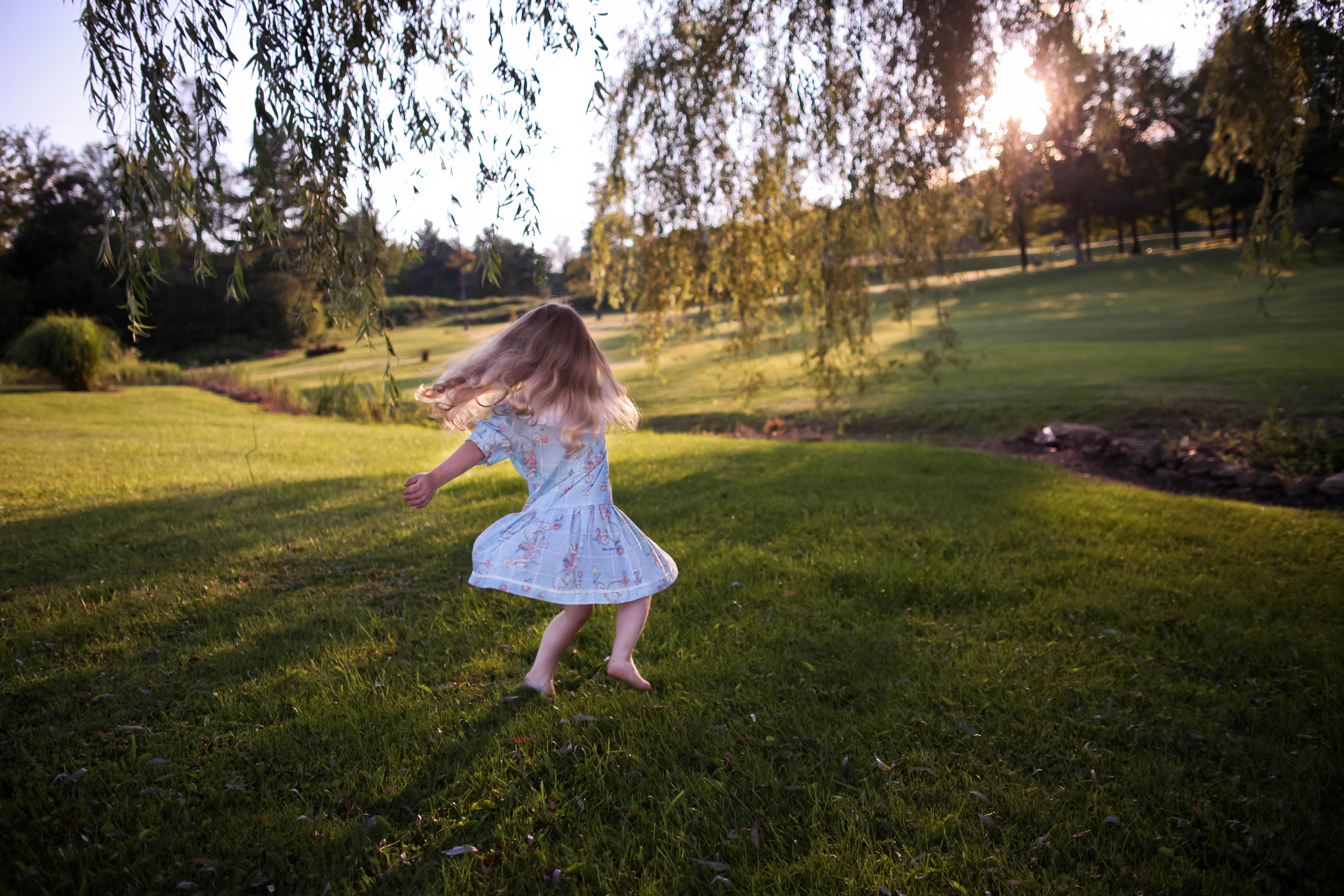 What's the best way for children to learn English?