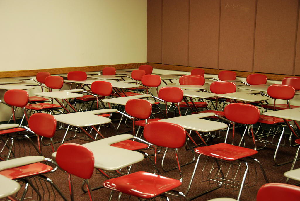 Pass your exams with the help of a home tutor!