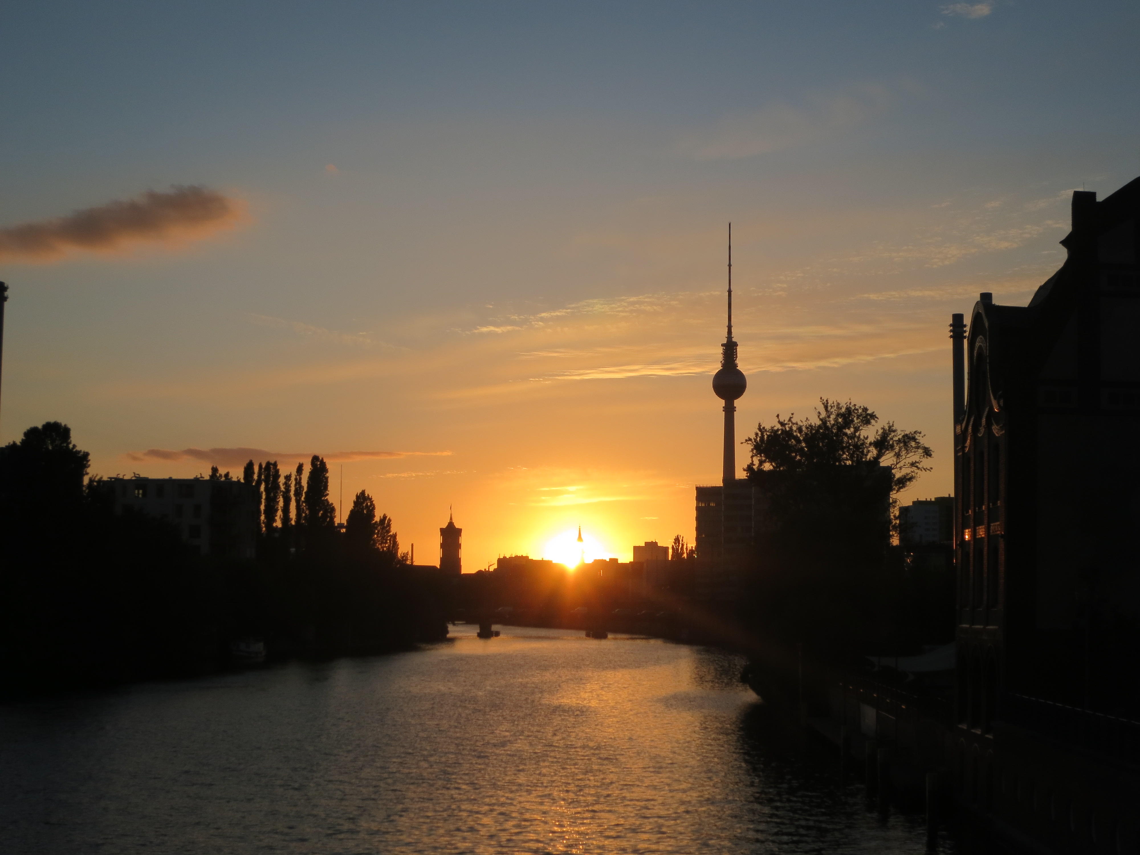 Where can I learn to tutor German?