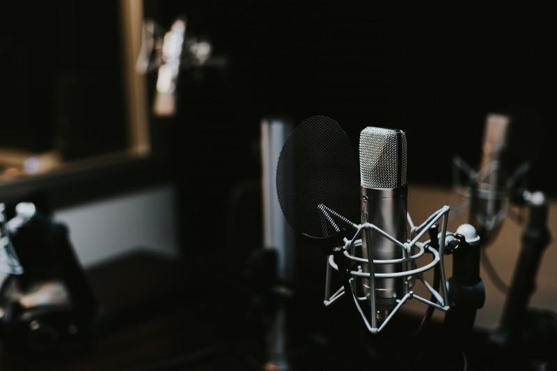 Watch podcasts in German to better your understanding of the language