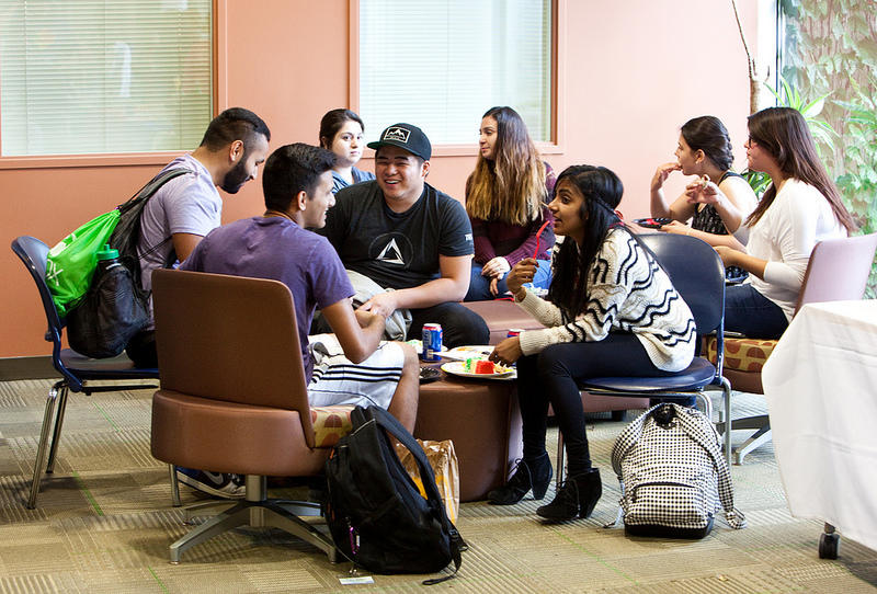 Chatting with German students can really enhance your German skills.