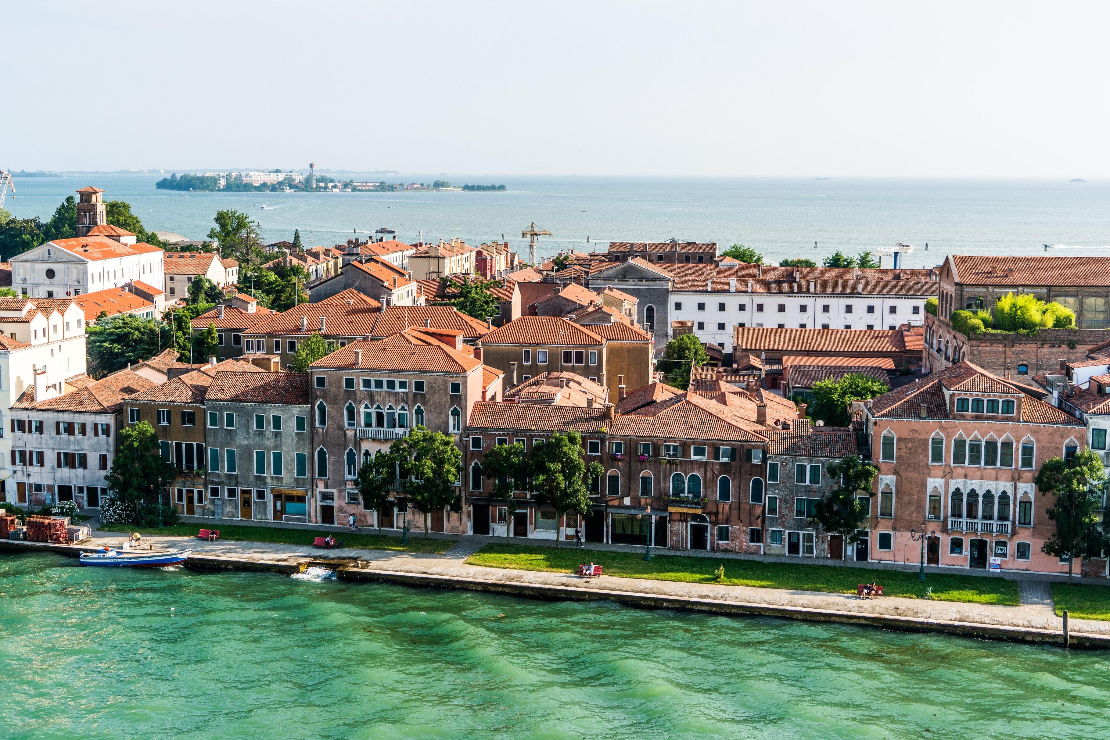Which are the best cities in Italy for learning Italian?