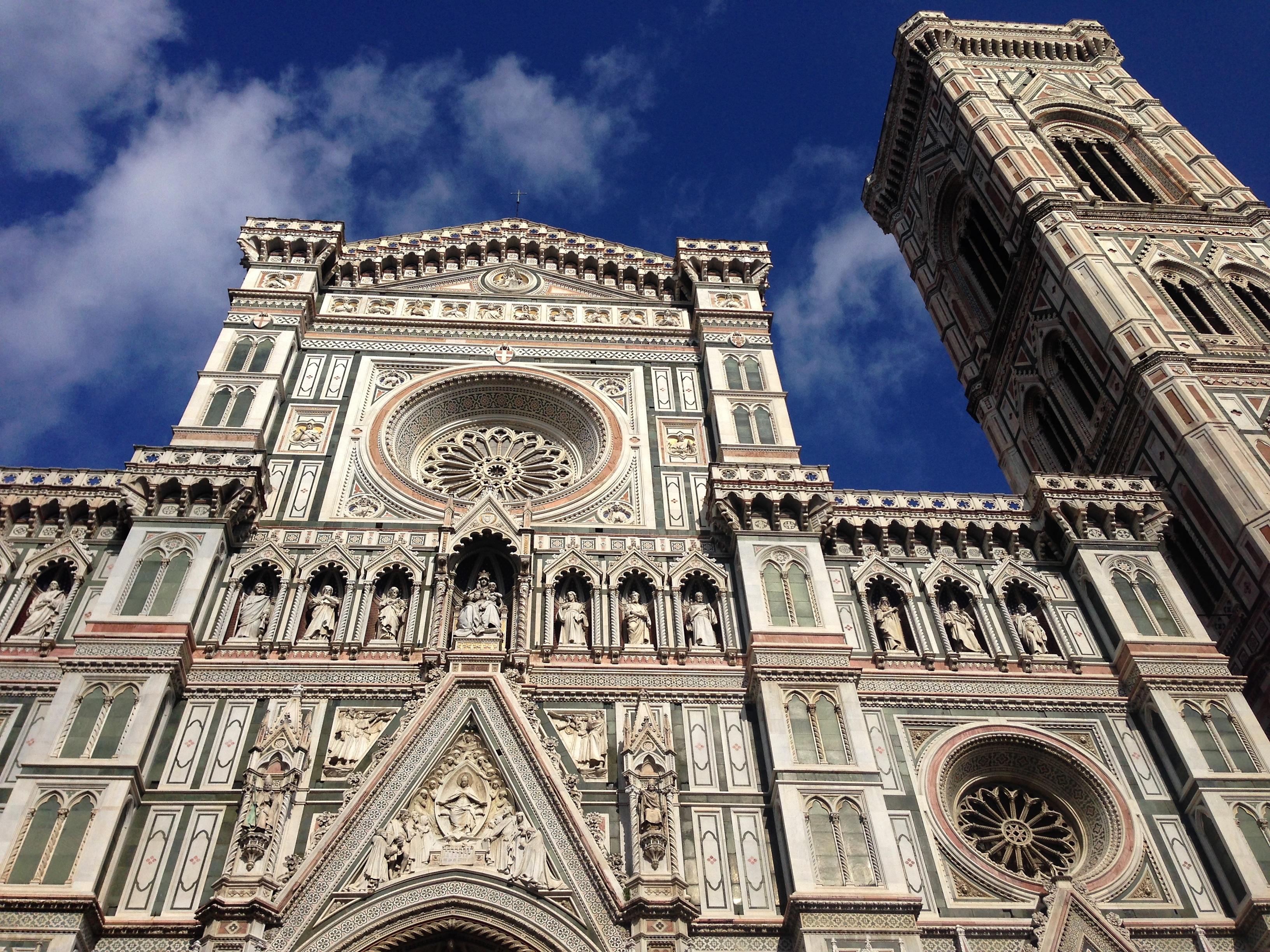 How much does an Italian language course in Italy cost?