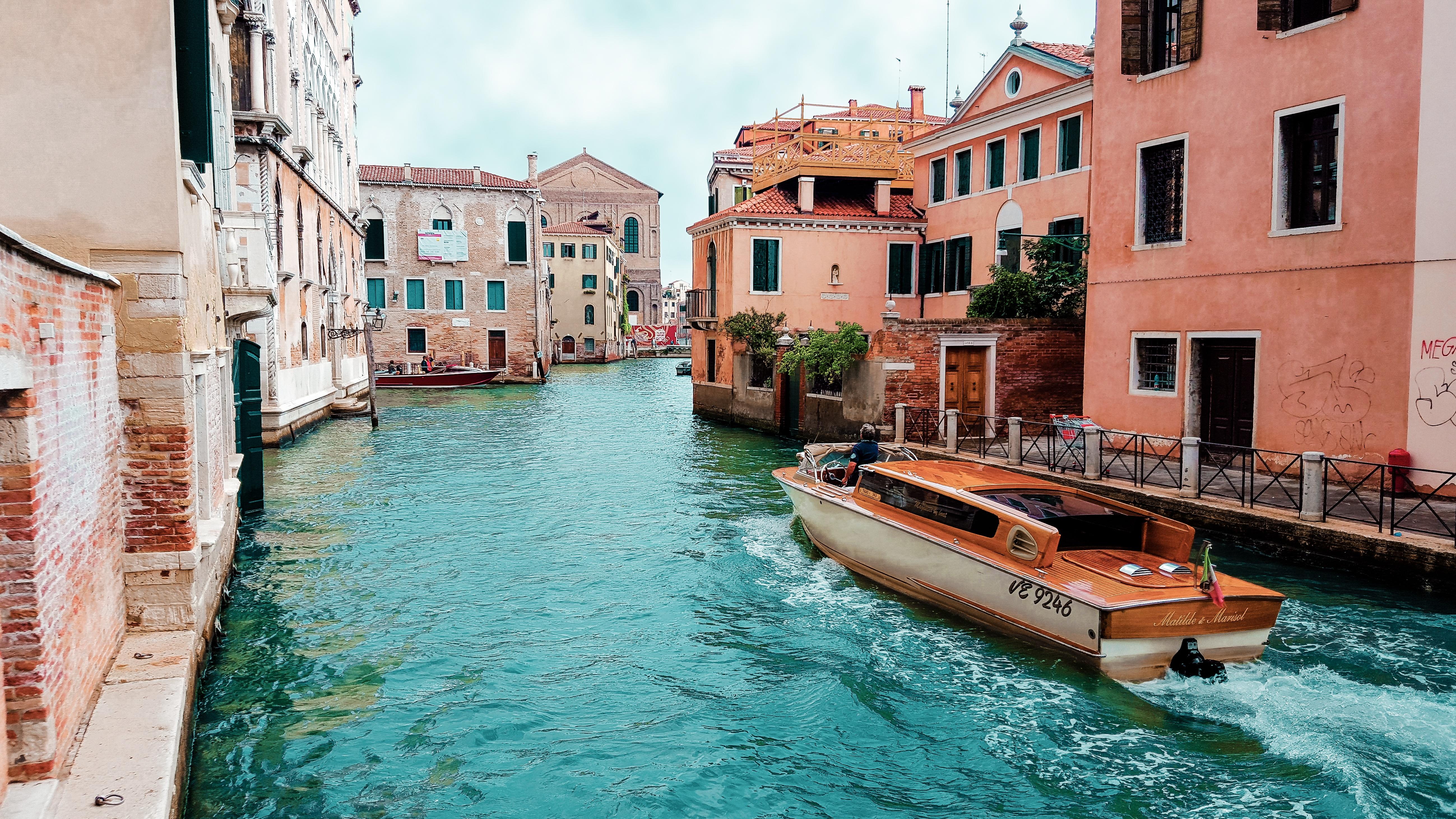 Can you teach yourself Italian?