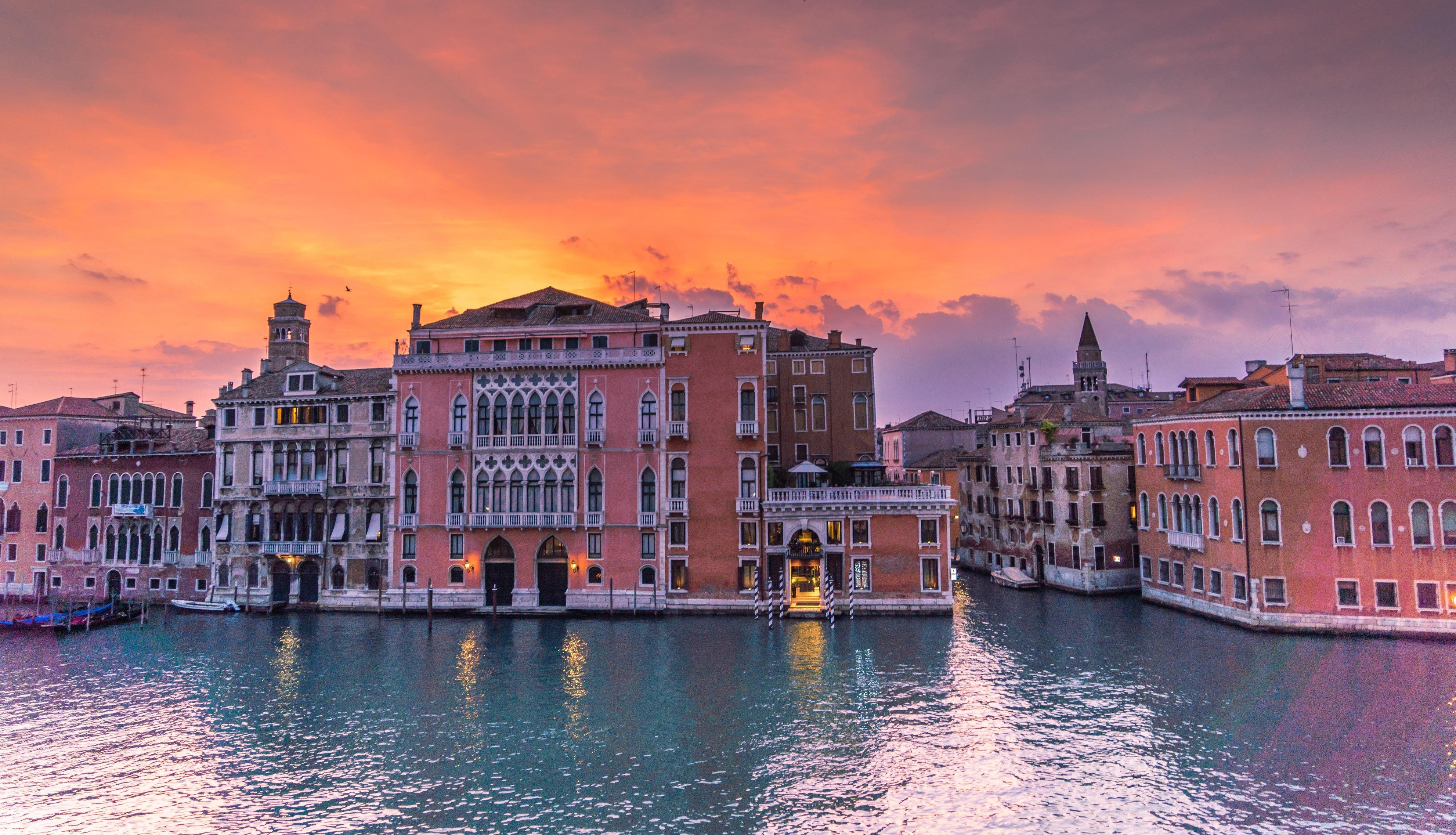 How much do Italian courses in Italy cost?