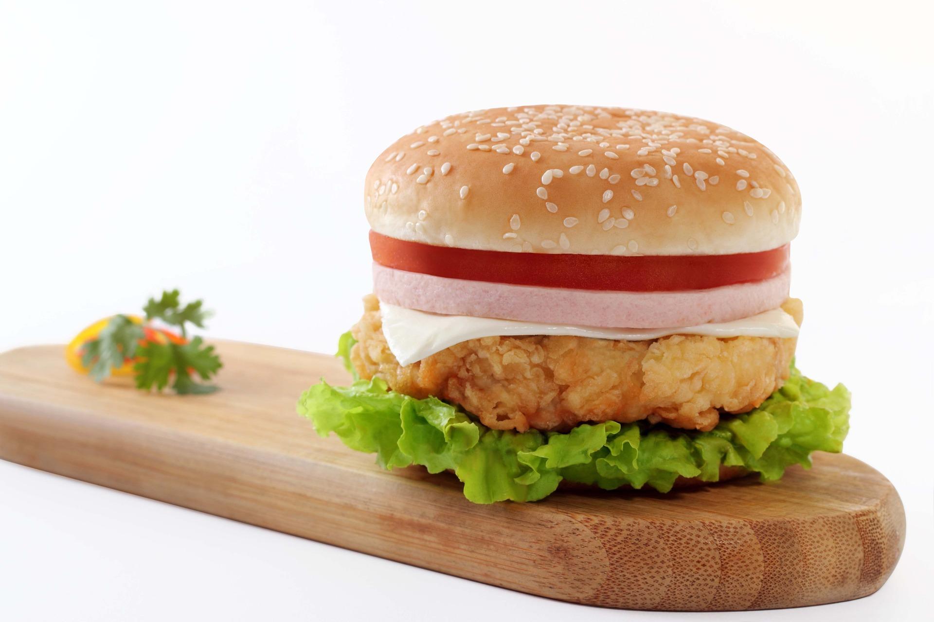 This sanny has enough calories for two meals!