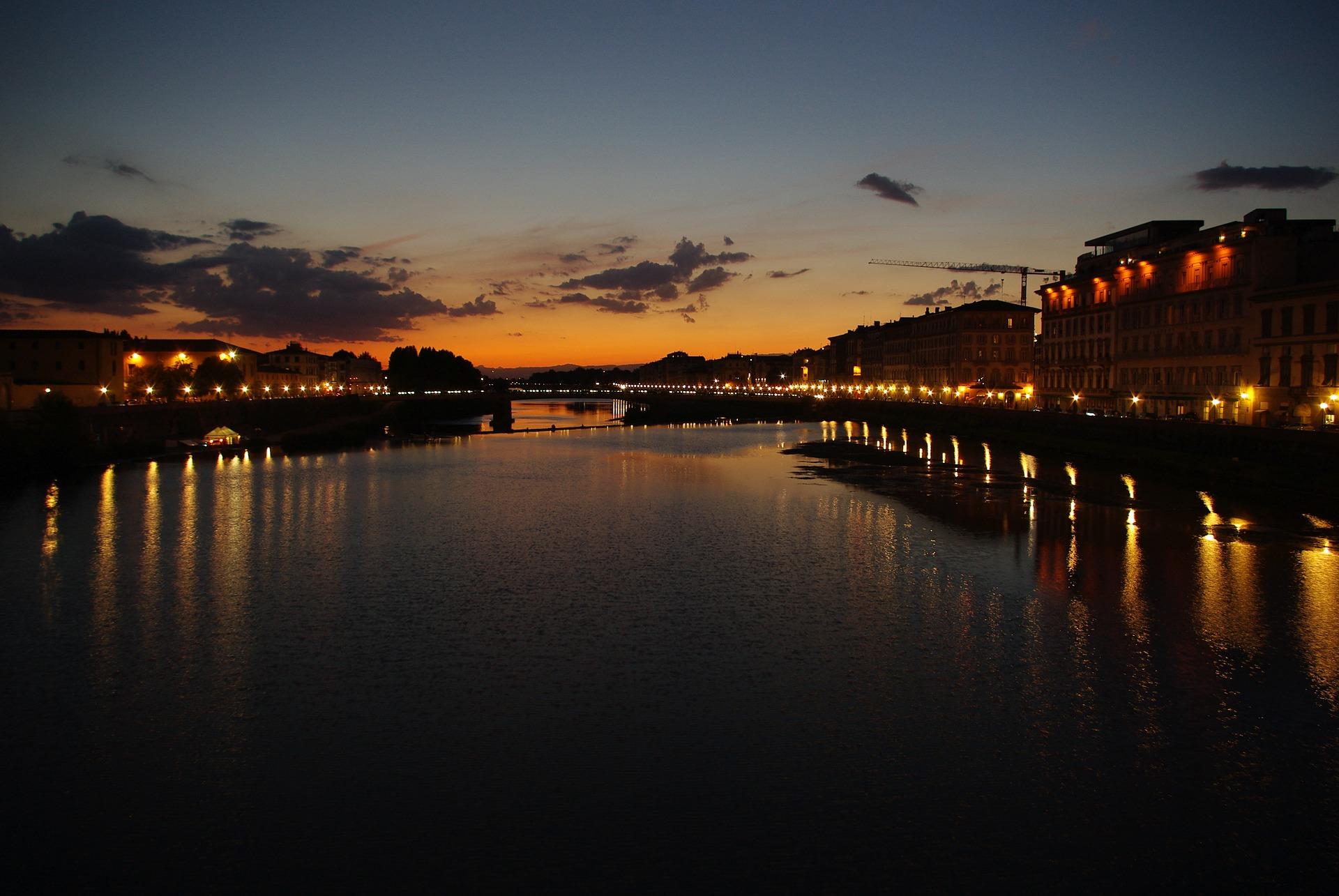 Learn how to say good evening before holidaying in Tuscany