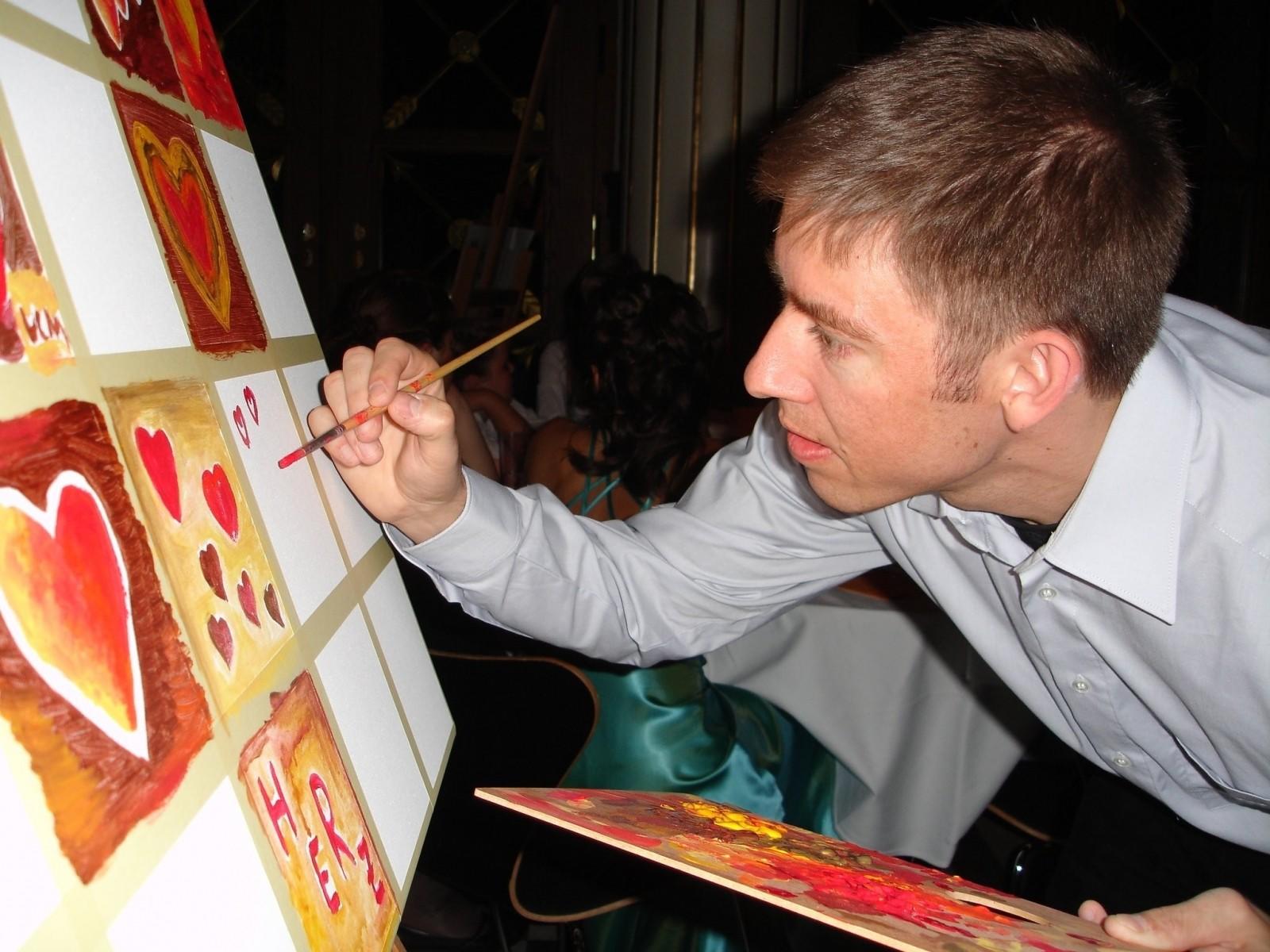 Value your art knowledge with a diploma to teach