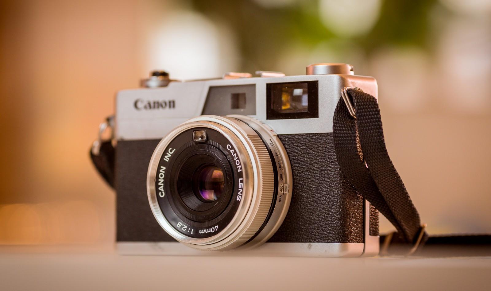 camera-strap