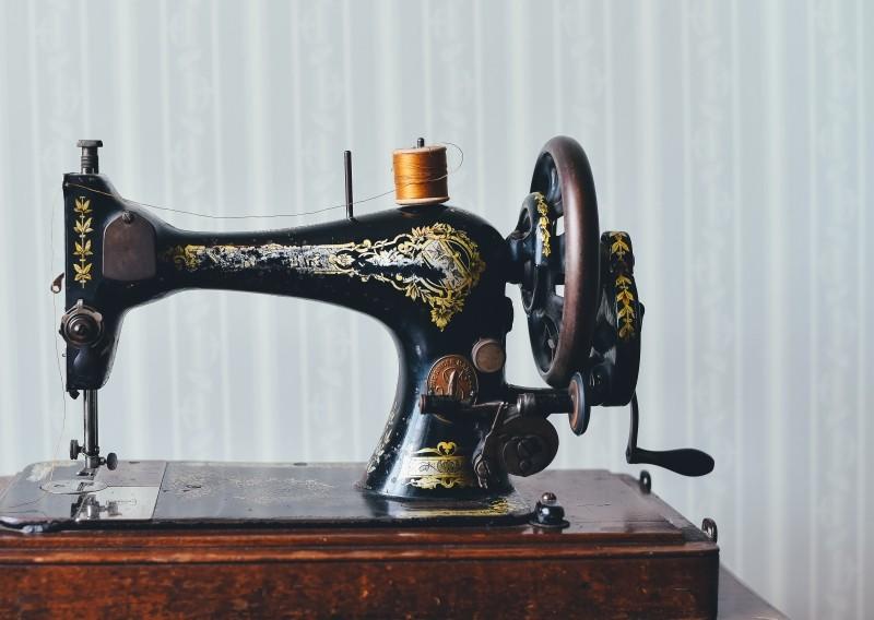 Find teachers giving sewing classes online.