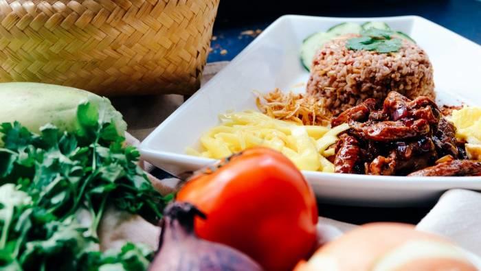 Make sure to eat well to lose weight