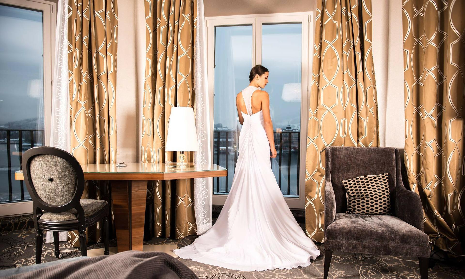 If you are looking to make money from photography, be a wedding photographer