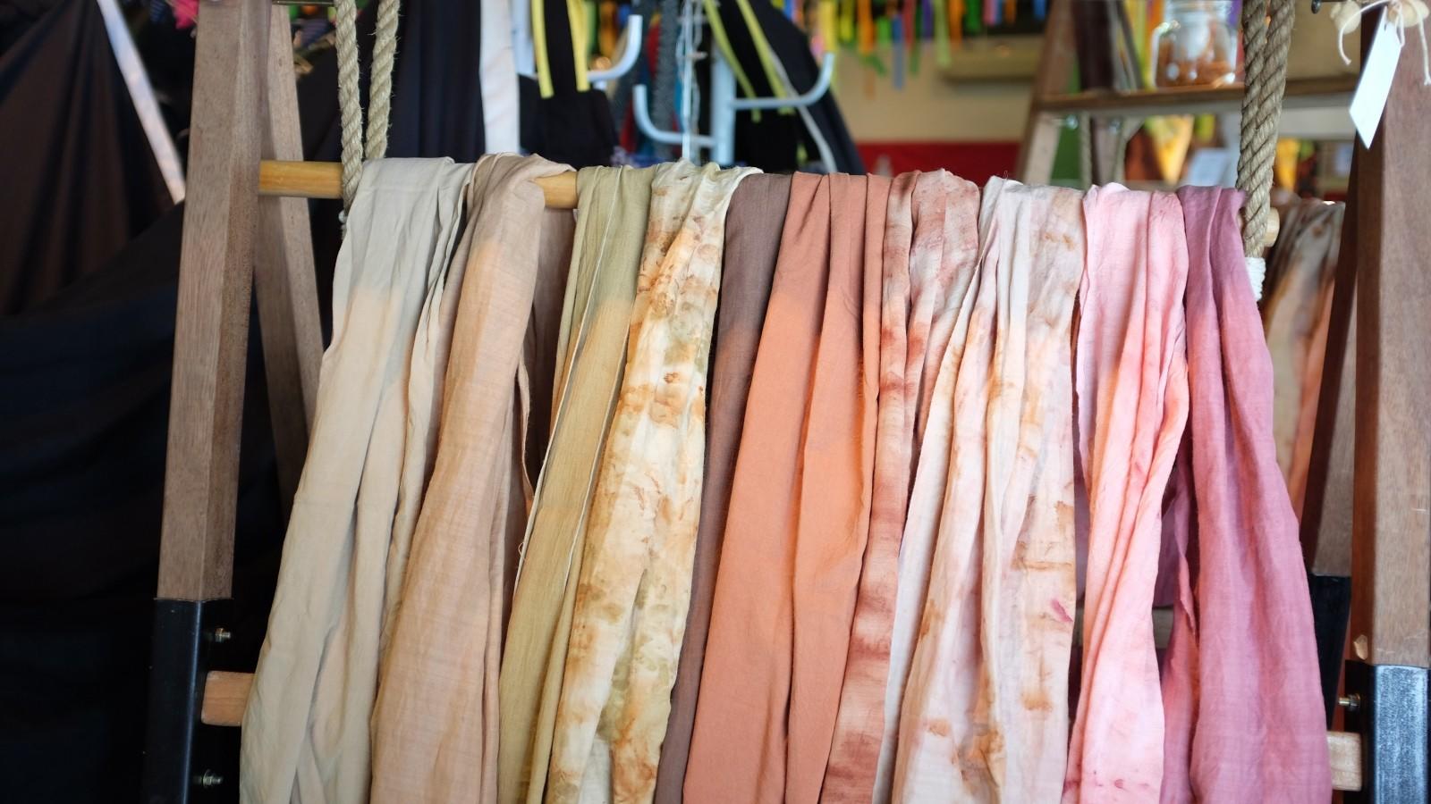 Make yourself a whole new wardrobe by learning to sew online.