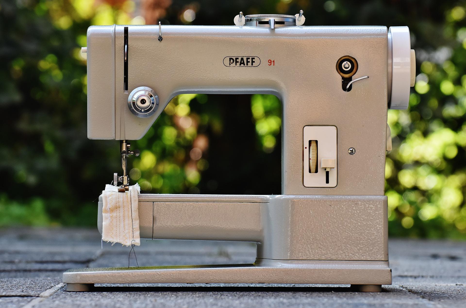 Get lessons from tutors online to work your sewing machine.