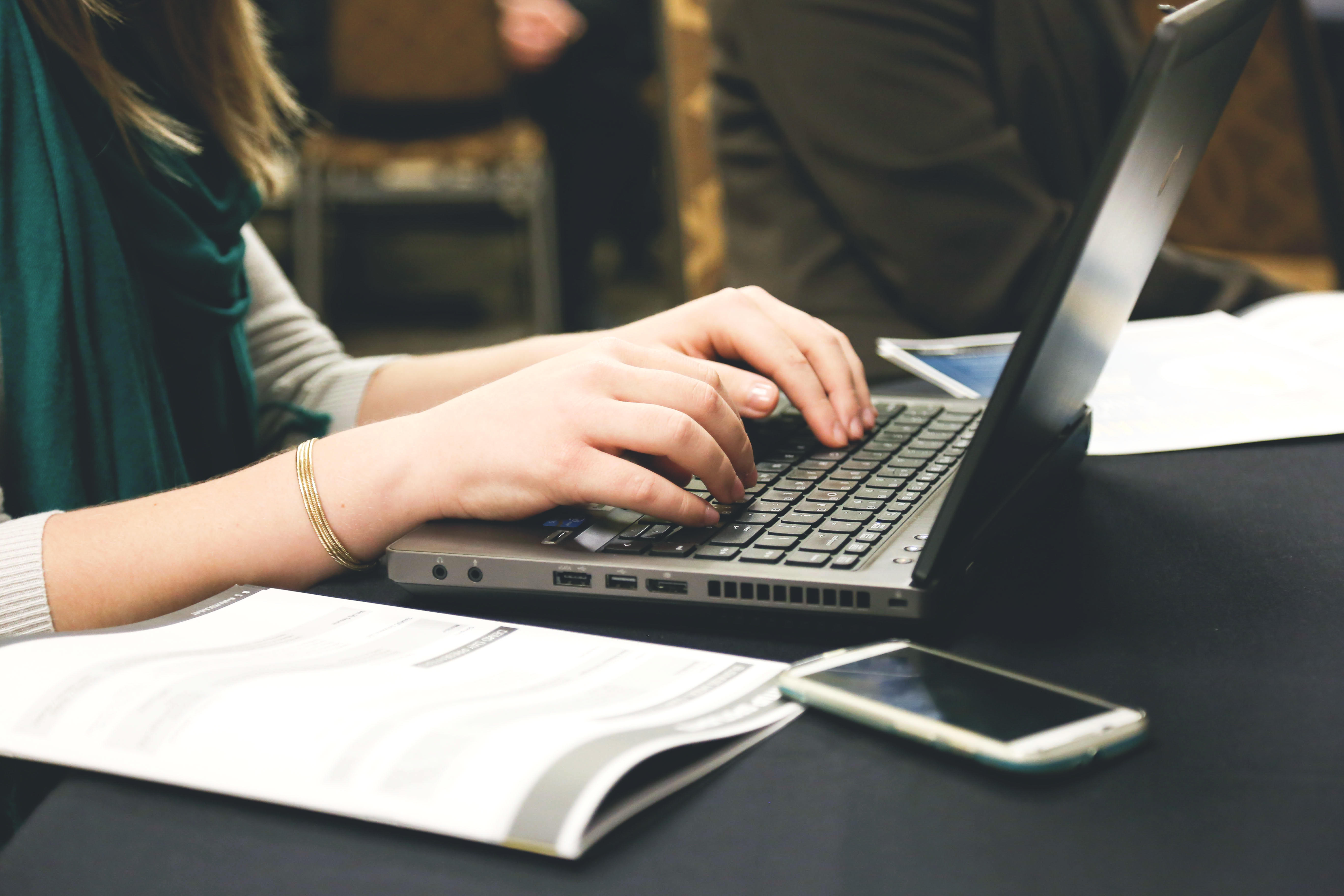 Which jobs can you do with IT skills?