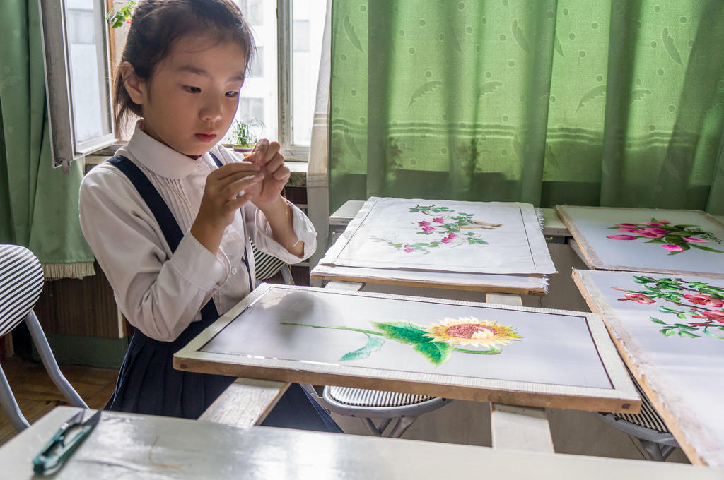 Find embroidery classes near you.