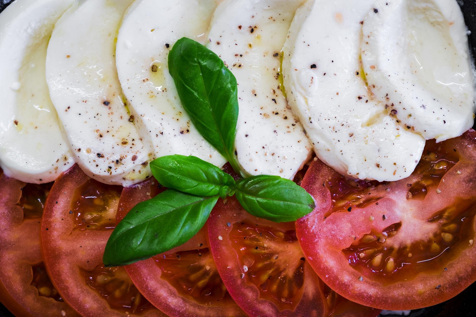 How do you prepare mozzarella?