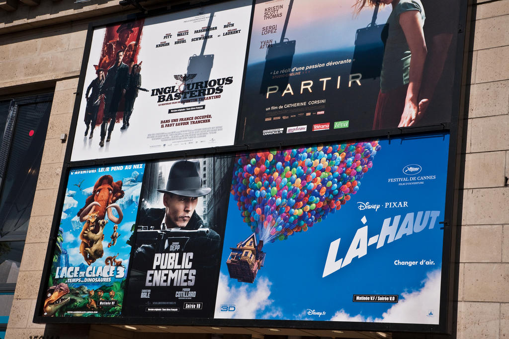 Watch French films and French videos.