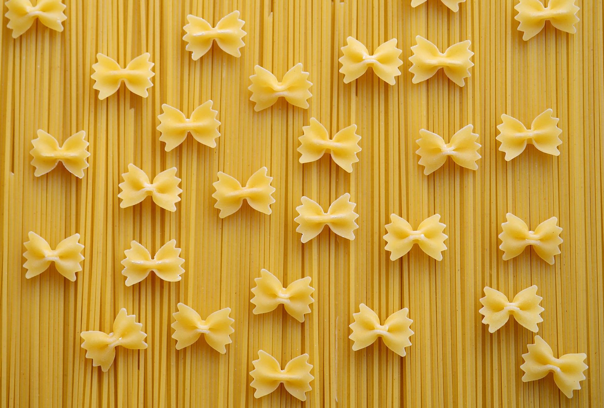 Where can you find cooking tutorials in the UK?