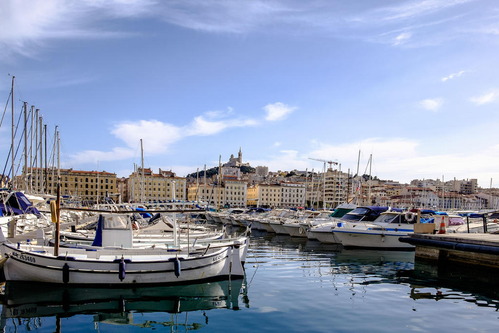 Meridional French dialect of Marseilles.