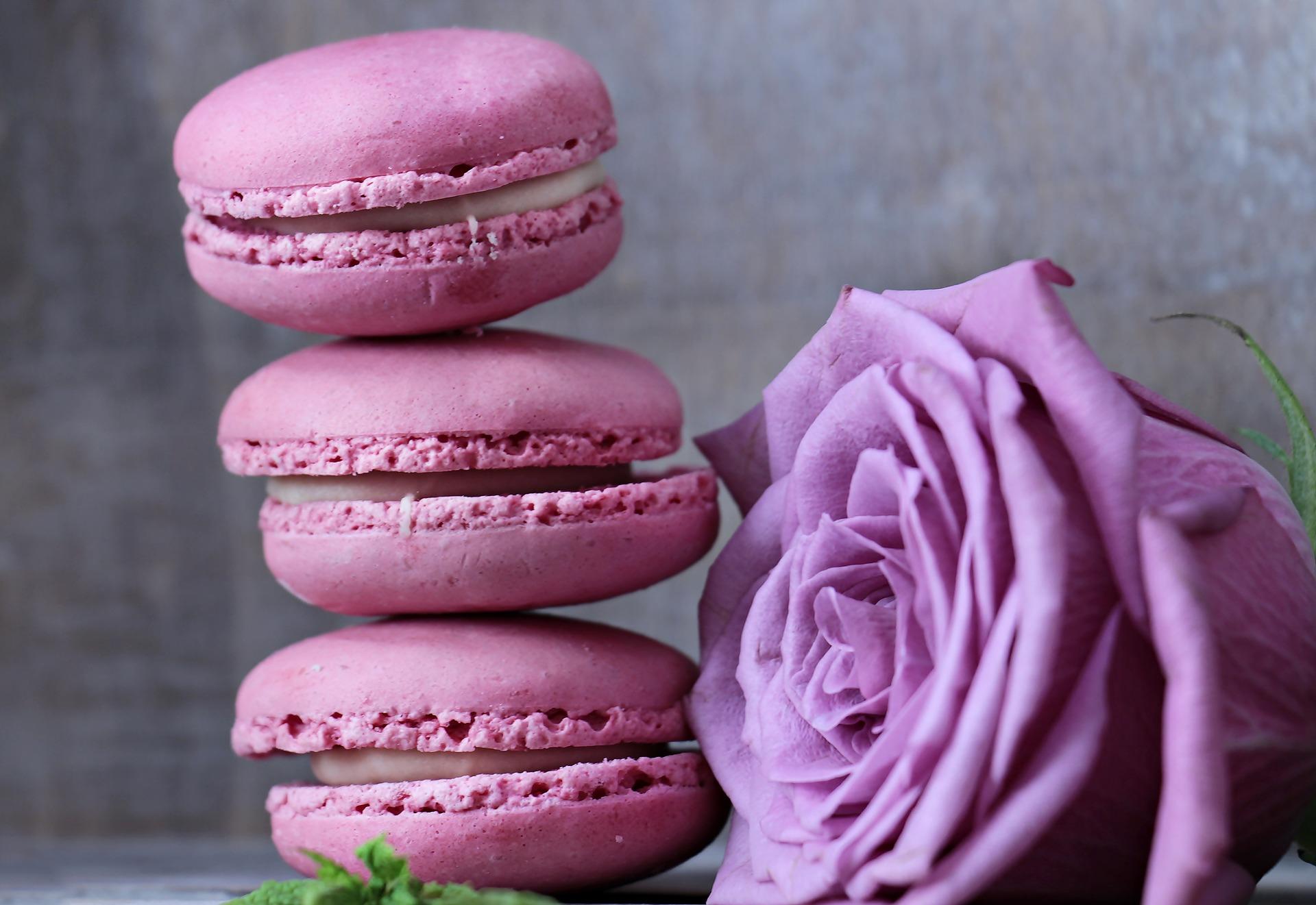 How can you learn to bake?