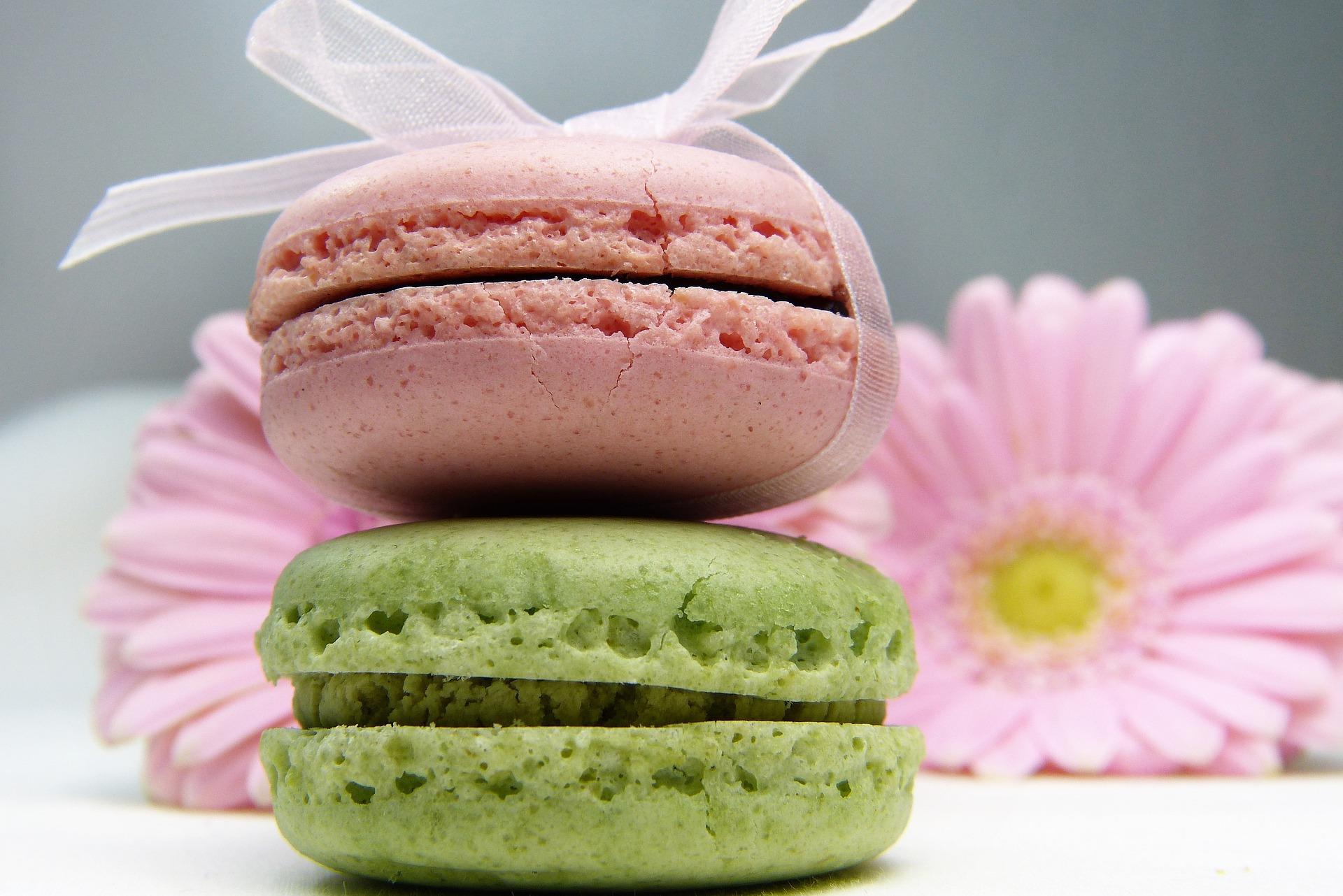 How do you make macarons?