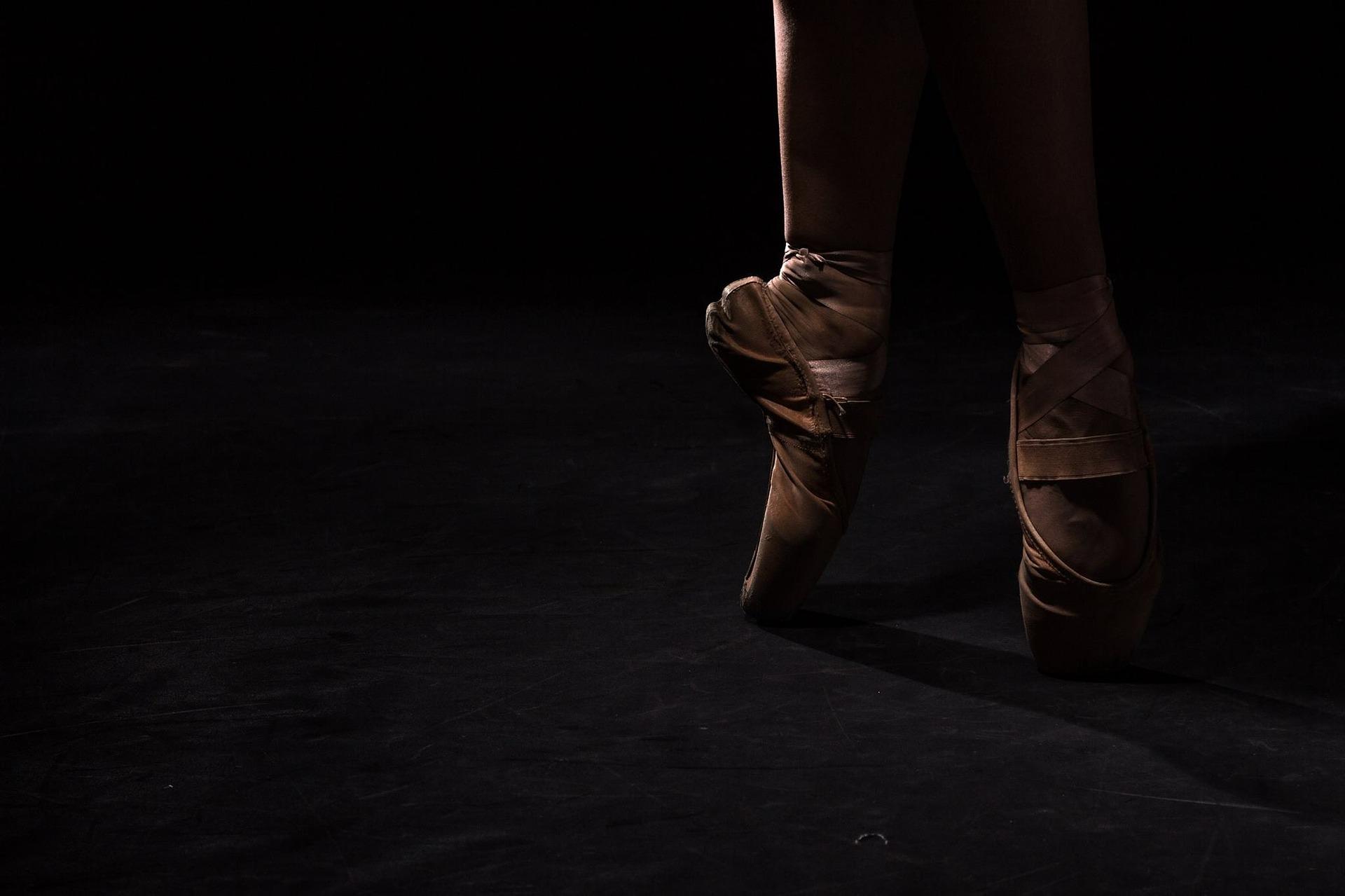 How long does it take to master pointe technique?